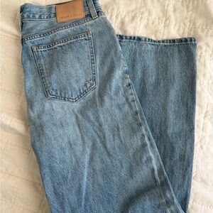 Aritzia Denim Forum Farrah Low Rise Jeans